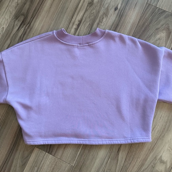 Beginning Boutique Lavender Cropped Sweater - Picture 5 of 6